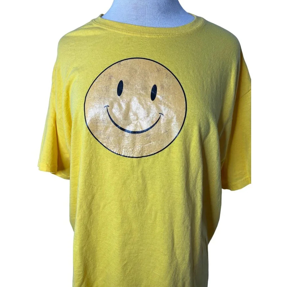 Gilden Yellow Happy Face T-shirt XL